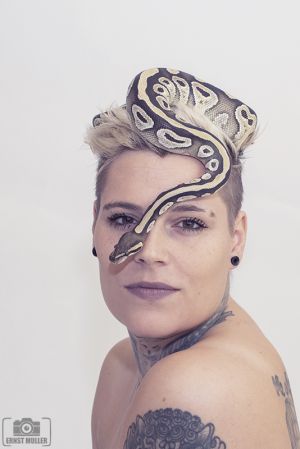 Auteur fotograaf Ernst - Uit een shoot met slangen 