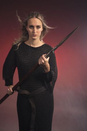 Auteur fotograaf Claus - Viking Shieldmaiden, model Jolien