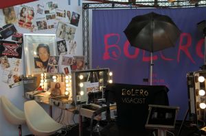 Auteur visagist Roberto Dresia Makeup en hair - huishoudbeurs met Bolero cosmetics