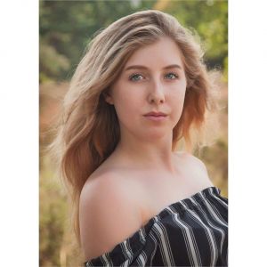 Auteur model Amber Bettens - 
Bestandsdatum : 08-07-2019